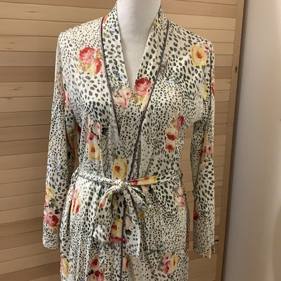 Johnny Was Winery Sleep Robe - Picture 6 of 14